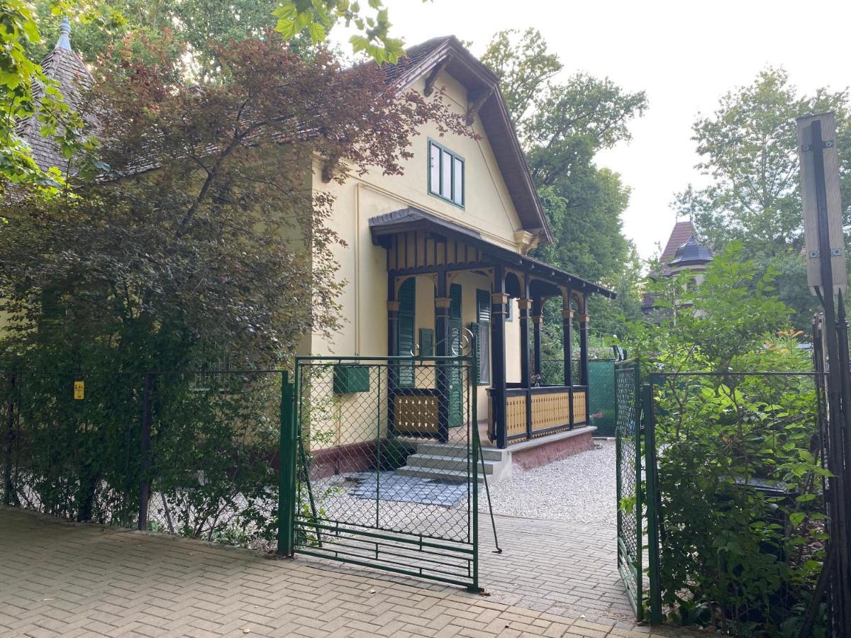 Апартаменти Apartman B Шіофок Екстер'єр фото